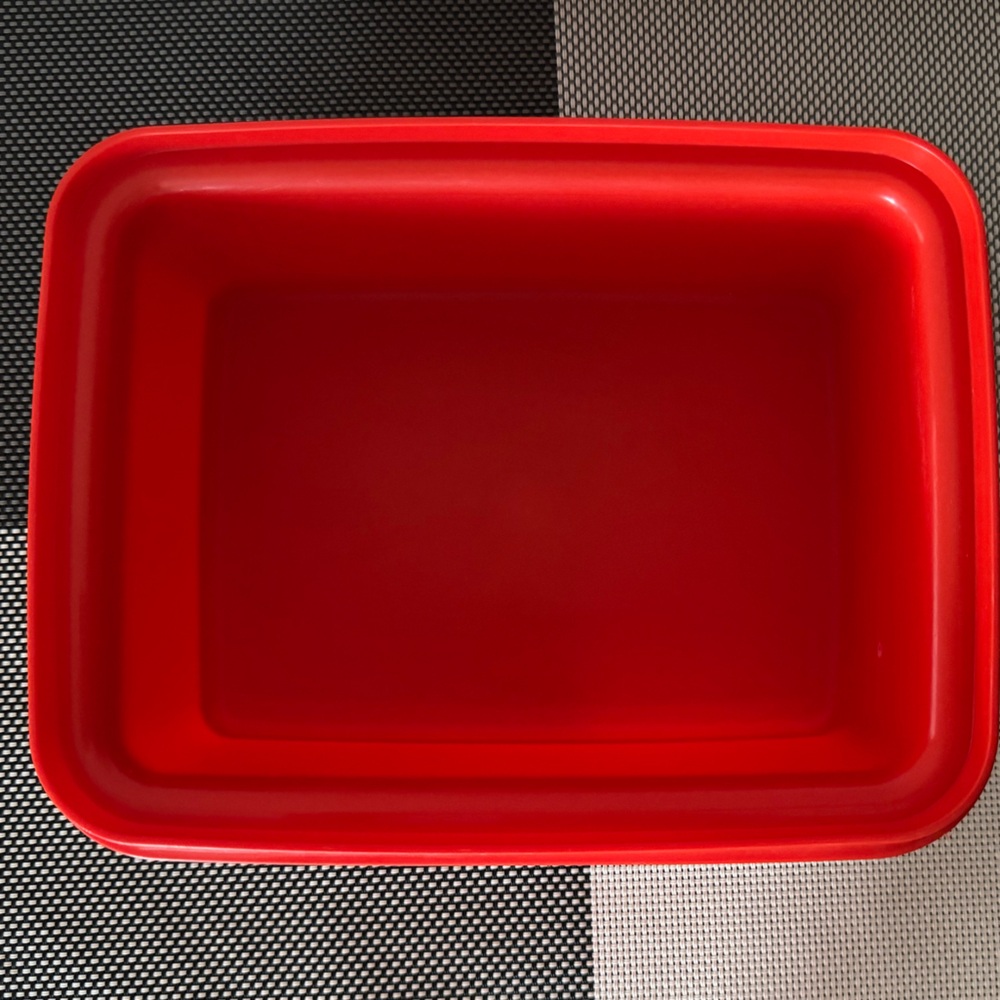 Tupperware Lunch Box - Picture 5 of 7